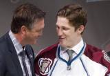 Avs win 6-1 over Ducks